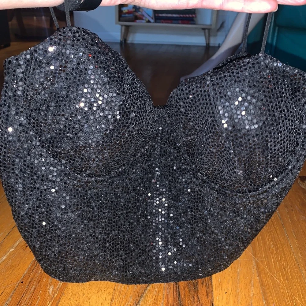 Vintage 90’s sequin crop top with padding - Picture 6 of 6
